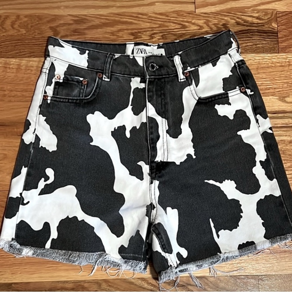 Zara Black and White Cow Print Women Shorts